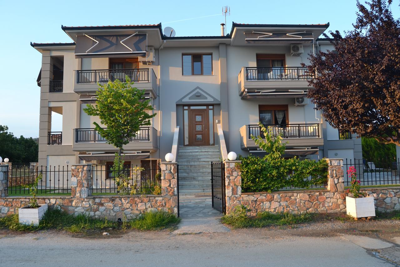 Grey House Apartments Nikiti  Exterior foto